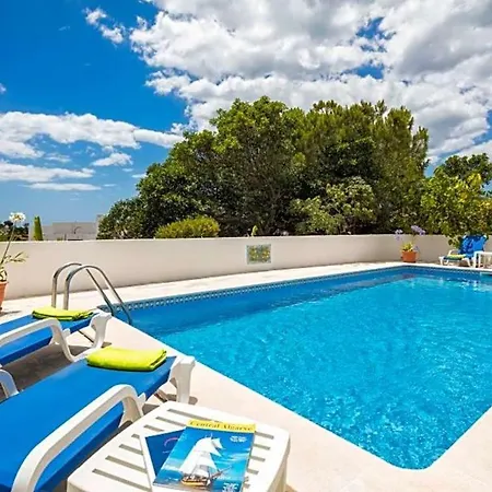 Carvoeiro Sleeps 6 Pool Air Con Wifi ヴィラ *
