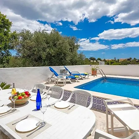 Carvoeiro Sleeps 6 Pool Air Con Wifi ヴィラ カルヴォエイロ