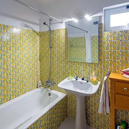 Carvoeiro Sleeps 6 Pool Air Con Wifi